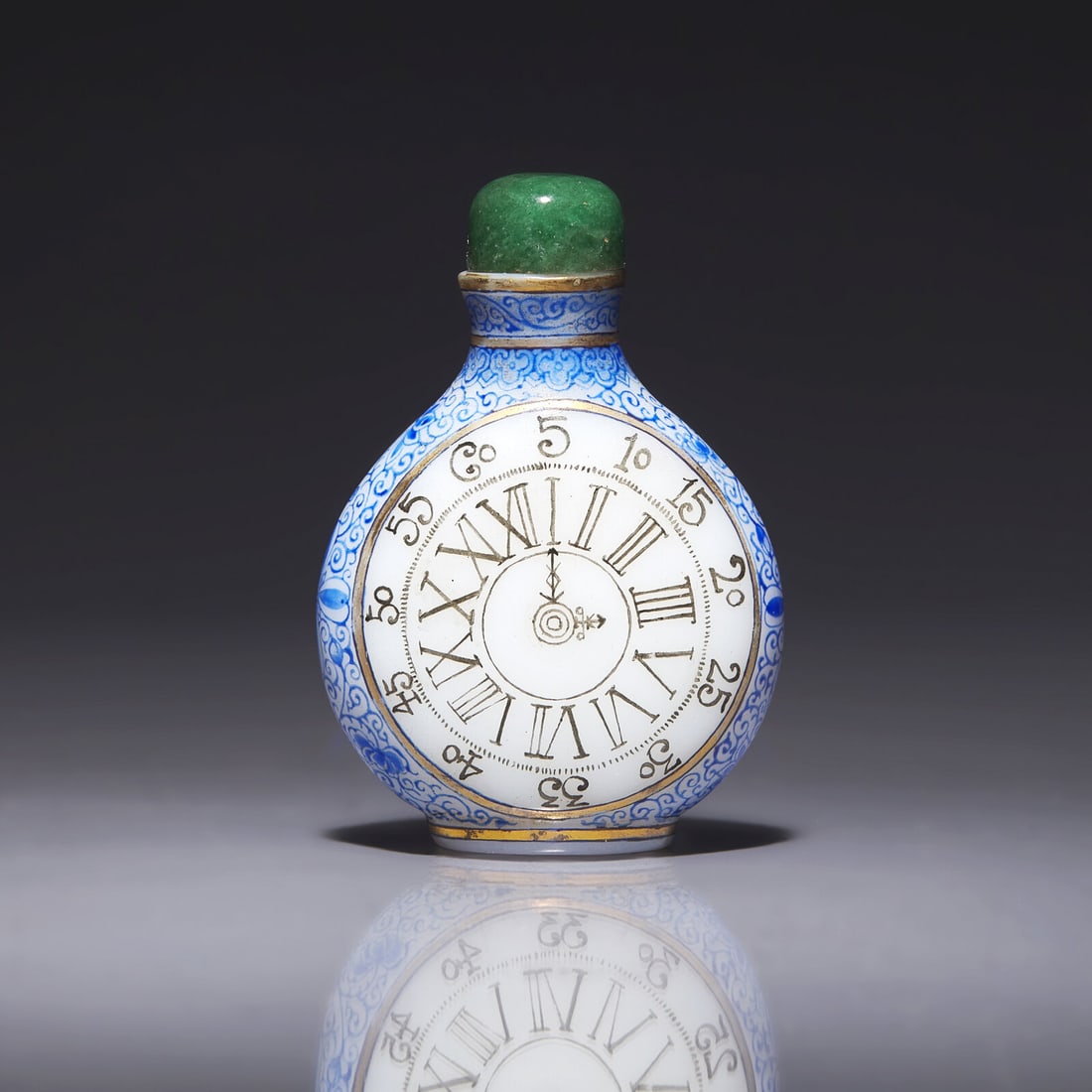 A Chinese Enameled Glass "Clock" Snuff Bottle 玻璃畫琺琅懷 (1 of 3)