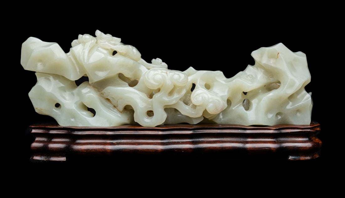 A Chinese Pale Celadon Jade ‘Lingzhi’ Brush Rest, 20th Century 近代 青 (1 of 6)