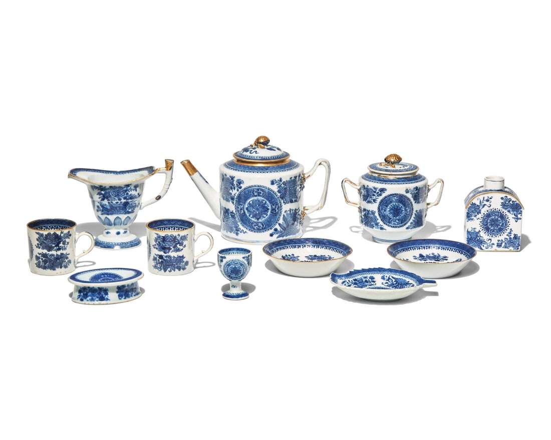 A Group of Chinese Export Porcelain Blue Imperial Fitzhugh Tea and Dinner Wares (1 of 4)