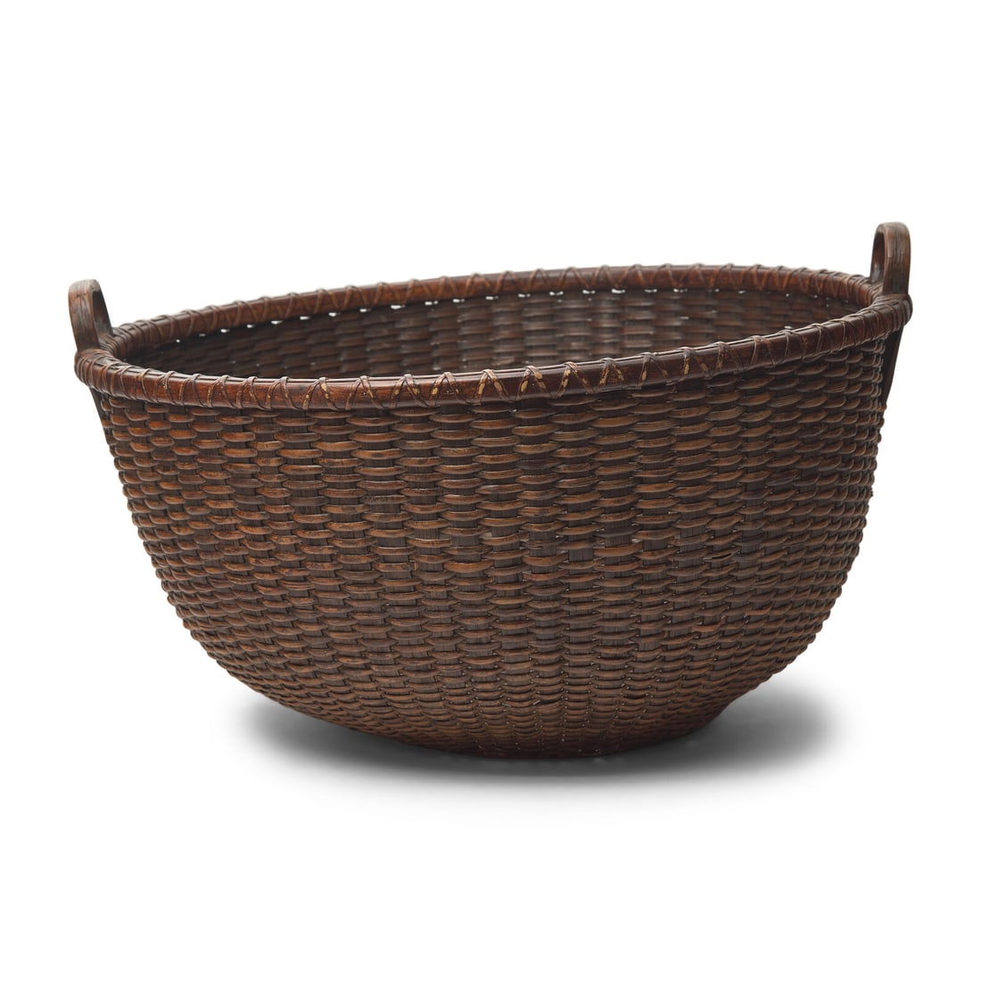 A Large Nantucket Lightship Gathering Basket (1 of 2)