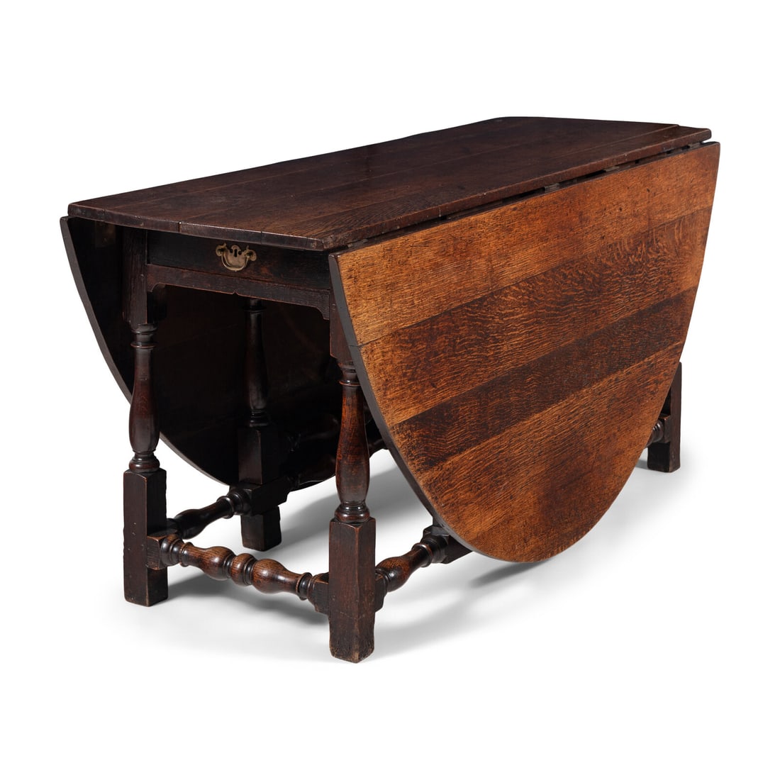 A Large English Oak Dropleaf Table (1 of 3)