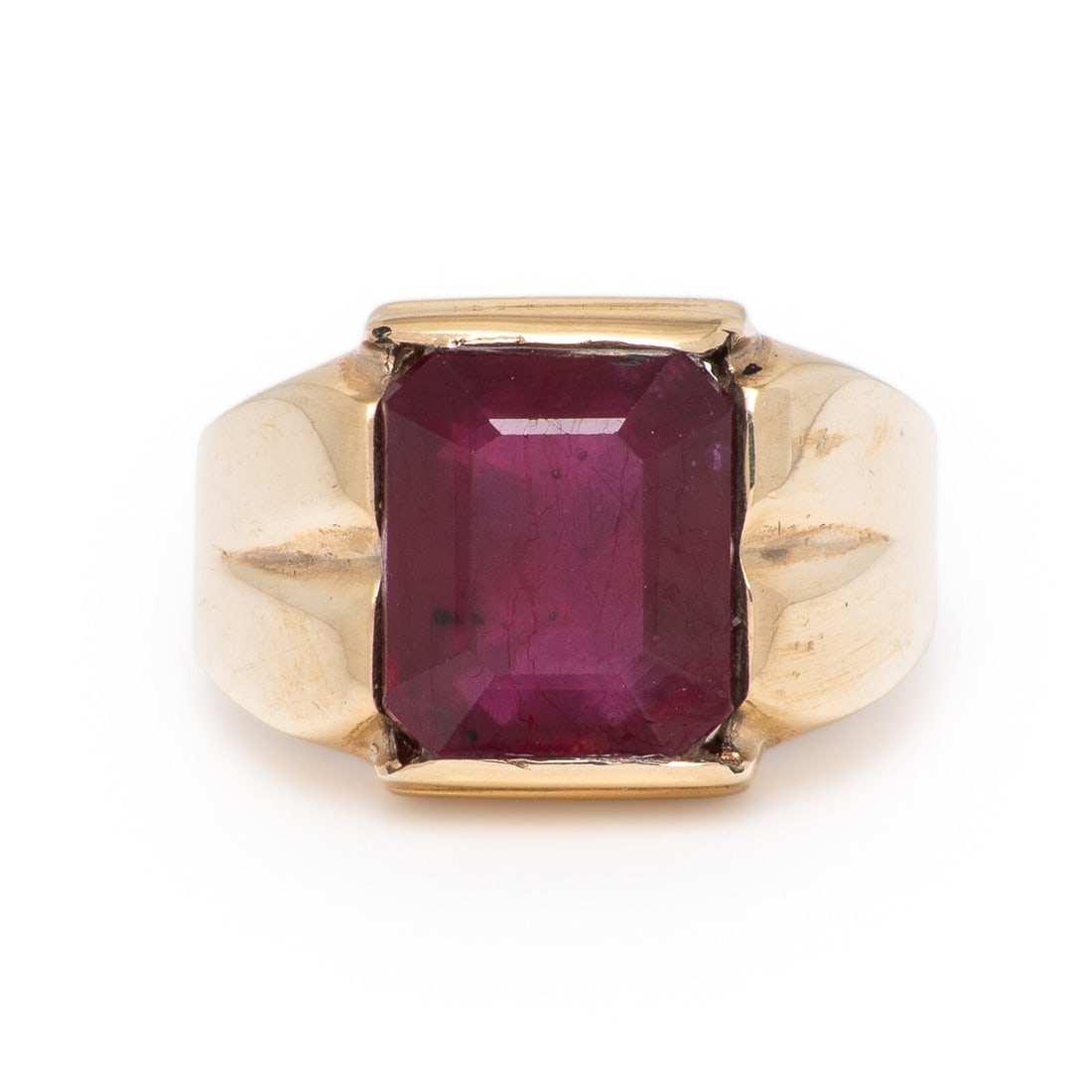 Yellow Gold and Synthetic Ruby Ring (1 of 3)