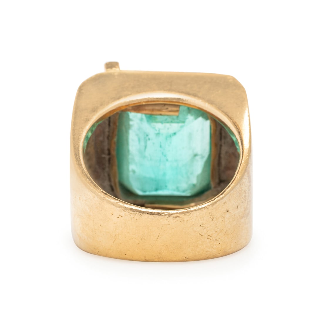 Emerald and Yellow Gold Ring - 3