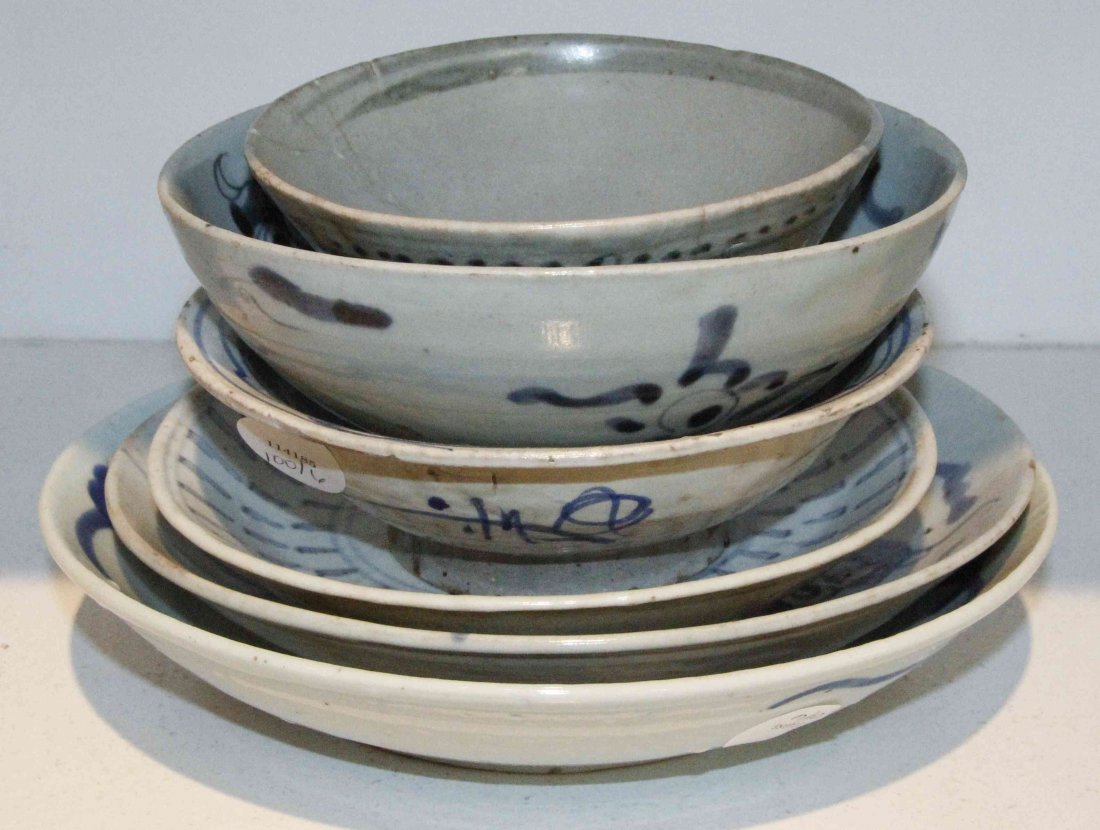 A Collection of Asian Ceramic Articles, Diameter of: A Collection of Asian Ceramic Articles, comprising two plates and four bowls, having various decorations. Diameter of largest 8 1/2 inches. Property from the Estate of Dr. Ivan Jeanne Weiler, Urbana, 