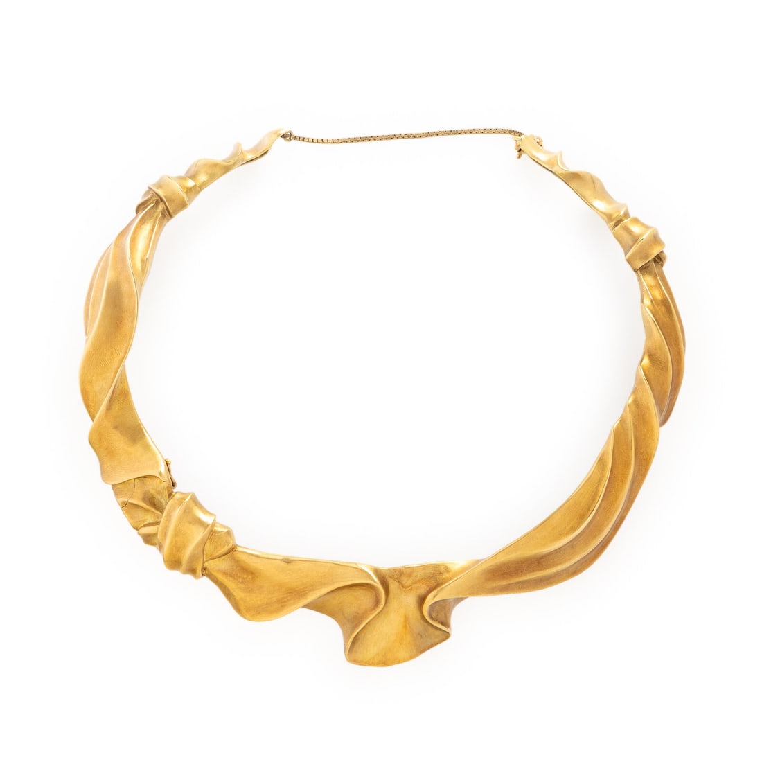Angela Cummings, Yellow Gold Collar Necklace: Angela Cummings, Yellow Gold Collar Necklace In an abstract design, hinged at the side. 18 karat yellow gold. 14 1/2 inches inner circumference. Stamp: Cummings 18K. Gross weight: 88.30 dwt. Property 