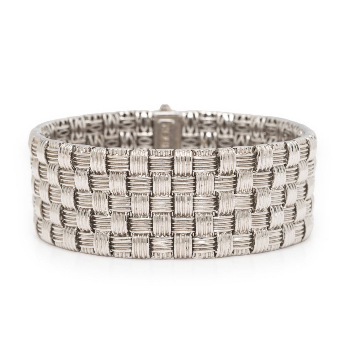 Roberto Coin, White Gold and Diamond Basket Weave Bracelet: Roberto Coin, White Gold and Diamond Basket Weave Bracelet In basket weave pattern, with round brilliant cut diamonds weighing approximately 0.50 carat total set in the clasp. Mounted in 18 karat whit
