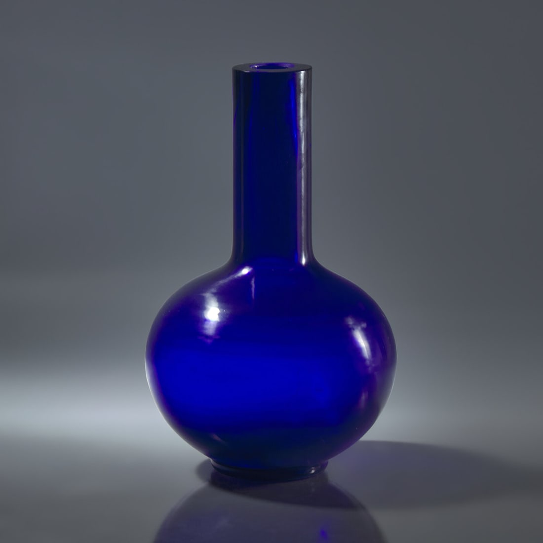 A Chinese Cobalt Blue Glass Bottle Vase (1 of 3)