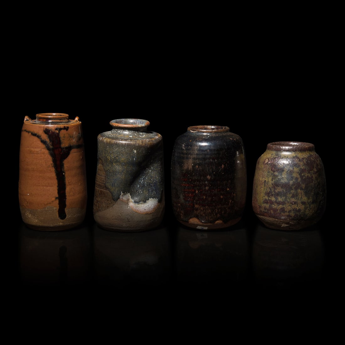 A Group of Four Assorted Japanese Stoneware Tea Caddies, Chaire, 17th/18th Century (1 of 3)