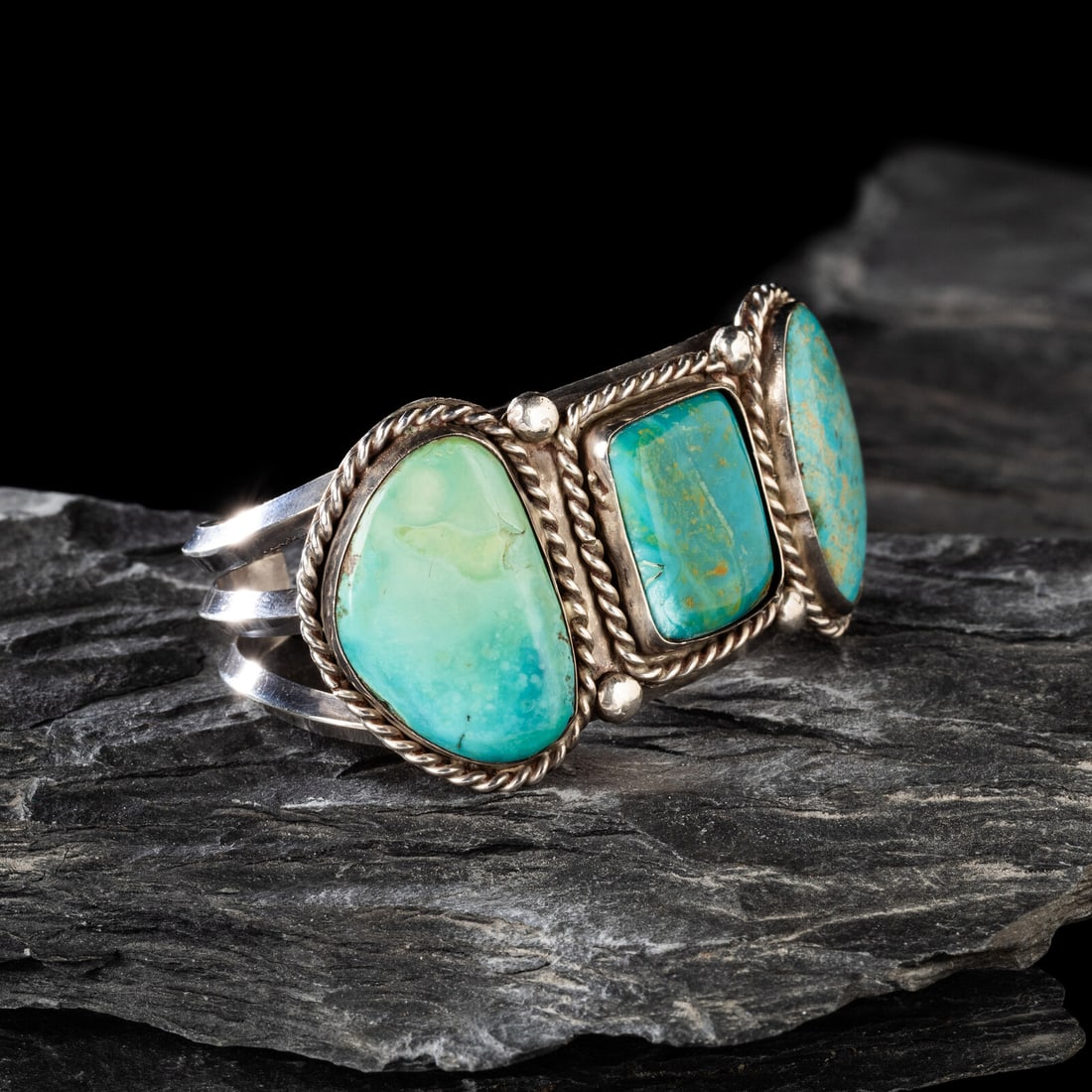 Leo Coriz (Kewa, 1913/1914-1997) Silver and Turquoise Cuff Bracelet: Leo Coriz (Kewa, 1913/1914-1997) Silver and Turquoise Cuff Bracelet signed LEO CORIZ on interior width 1-3/16 inches interior circumference 5-3/4 inches + gap length: 15/16 inch weight 121.3 dwt.
