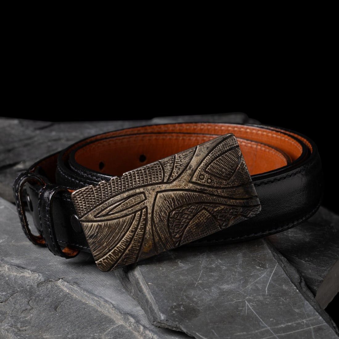 Jared Chavez (San Felipe, b. 1976) Abstract Silver Belt Buckle: Jared Chavez (San Felipe, b. 1976) Abstract Silver Belt Buckle marked with artist's hallmark and .925 height 1-1/2 inches x width 3 inches belt opening 1-1/16 inches weight 41.9 dwt. belt length 37-1/
