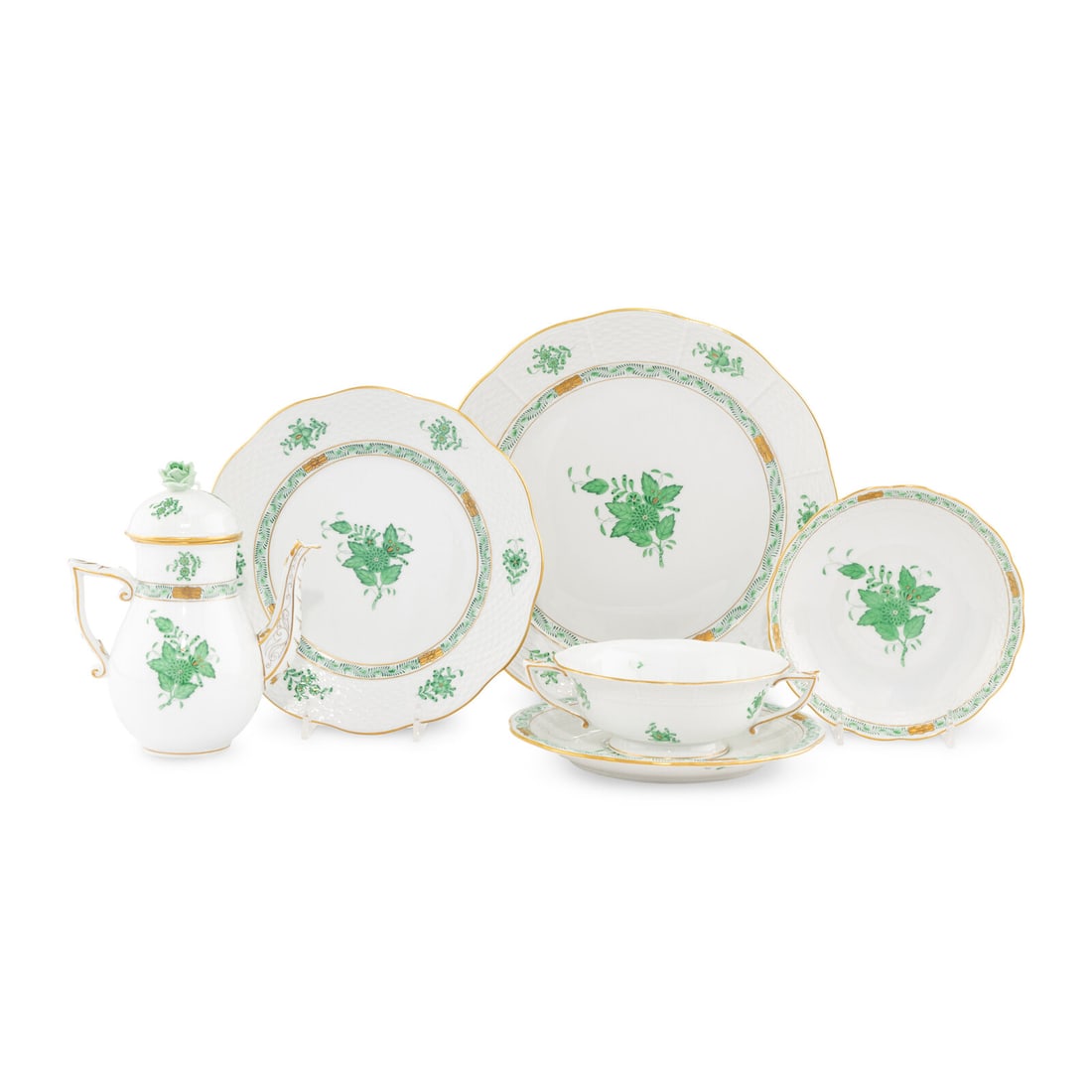 A Herend Chinese Bouquet Green Porcelain Dinner Service (1 of 4)