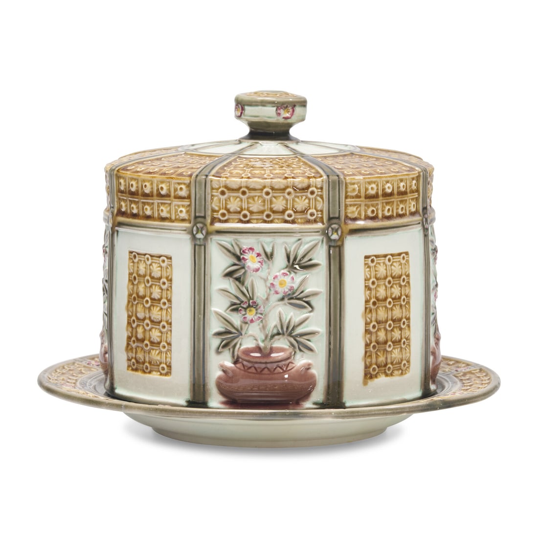 A Wedgwood Majolica Cheese Dome and Underplate (1 of 3)