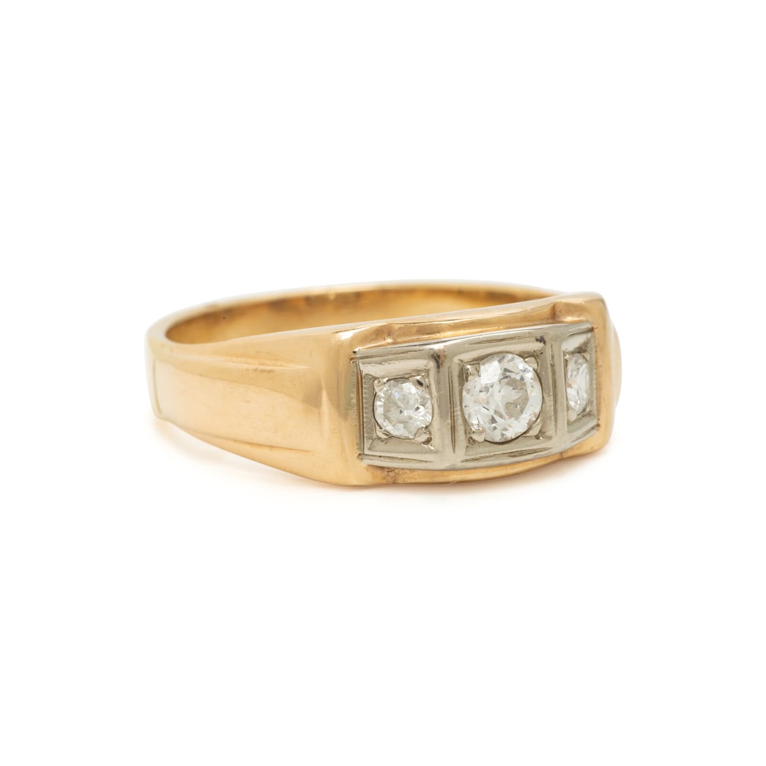 Yellow Gold and Diamond Ring - 2
