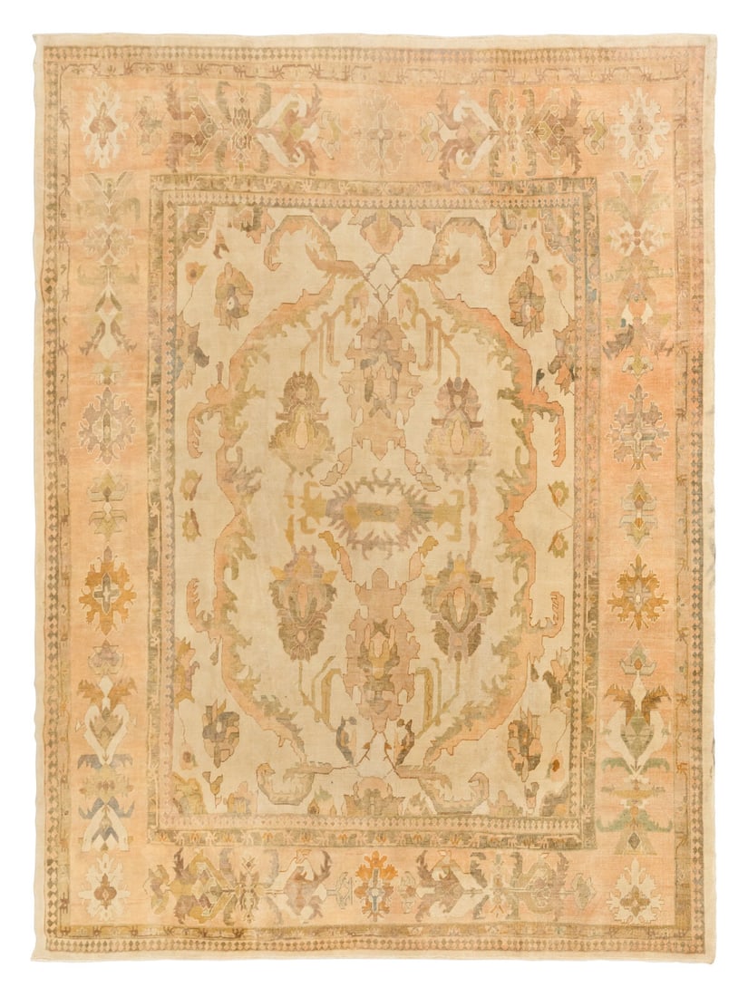 An Oushak Style Carpet (1 of 1)