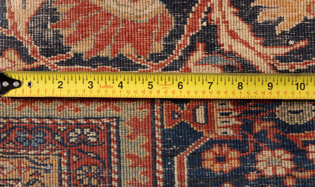 A Sarouk Carpet - 3