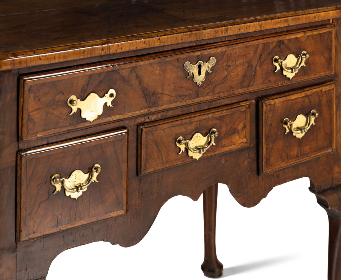 A George I Walnut Dressing Table - 3