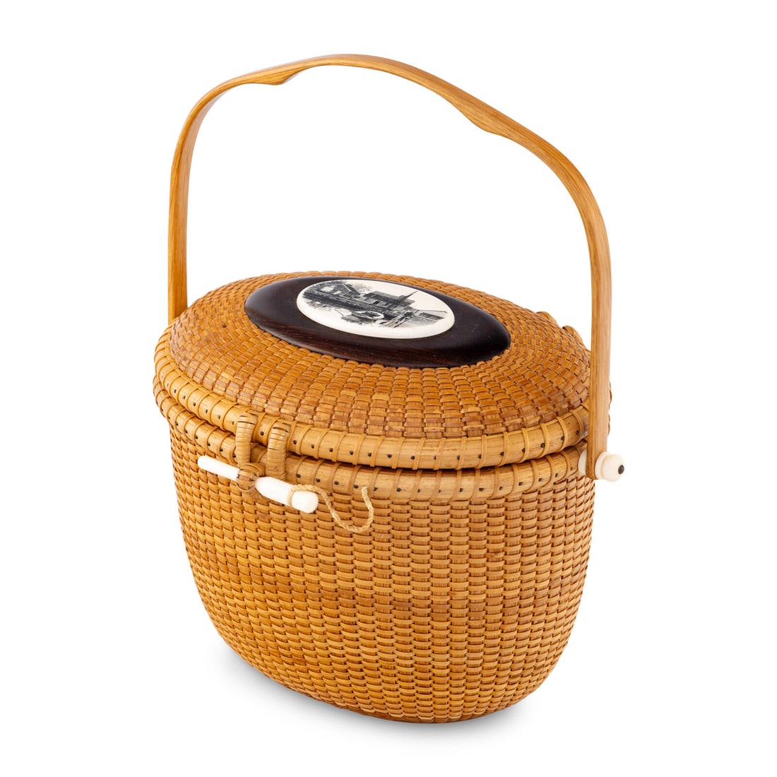 A Martin Brown Nantucket Basket (1 of 2)