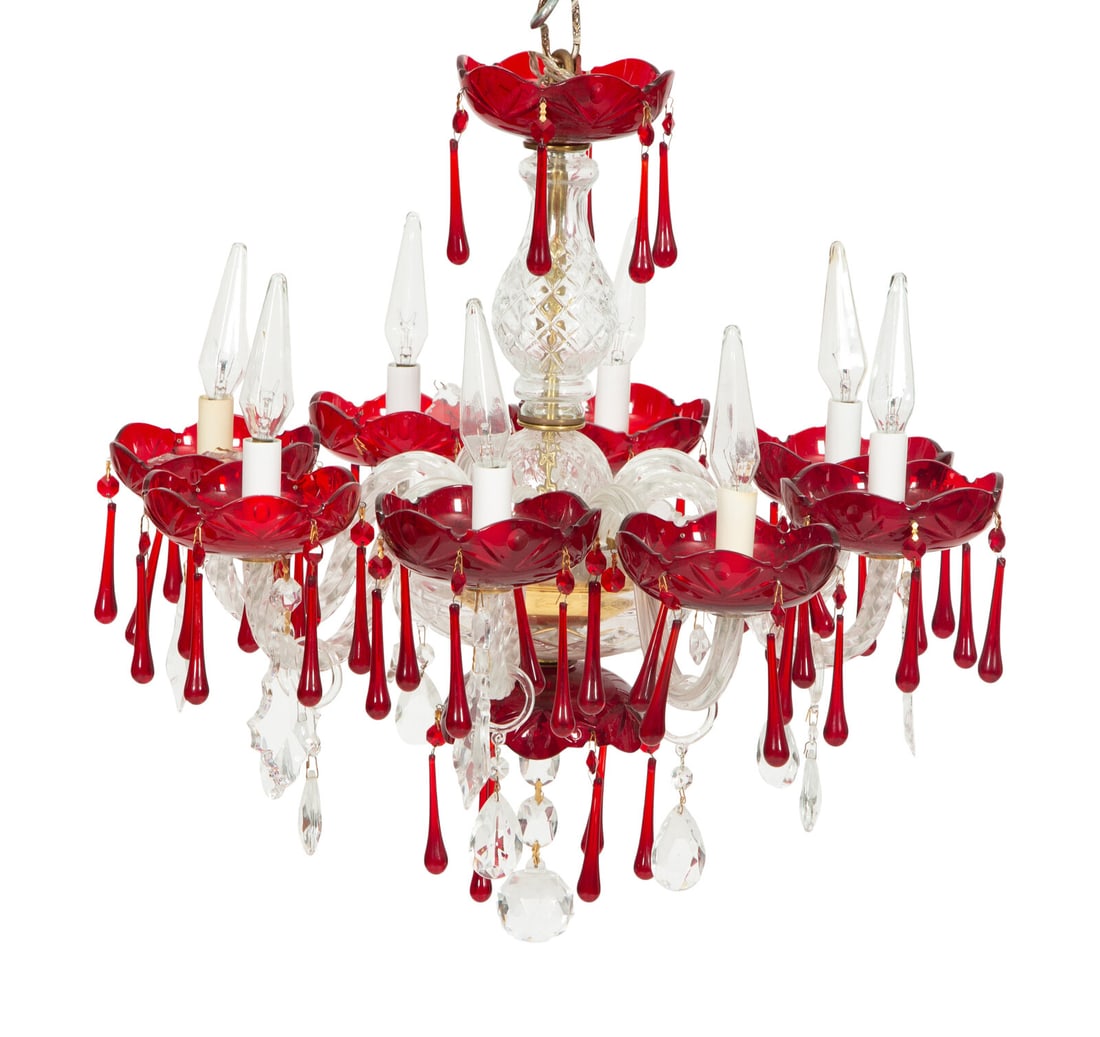 A Red and Clear Glass Eight-Light Chandelier (1 of 3)