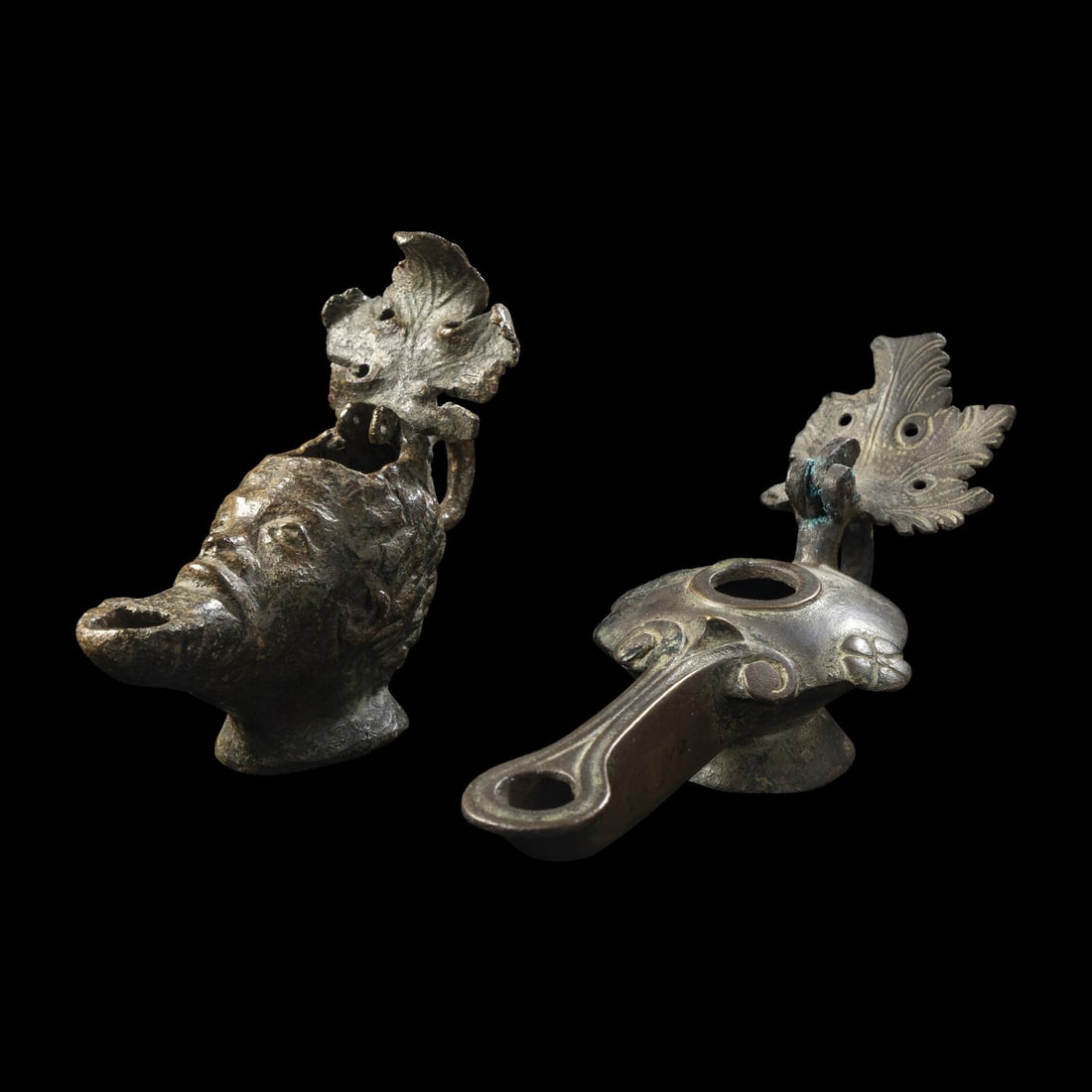Two Roman Bronze Oil Lamps (1 of 4)