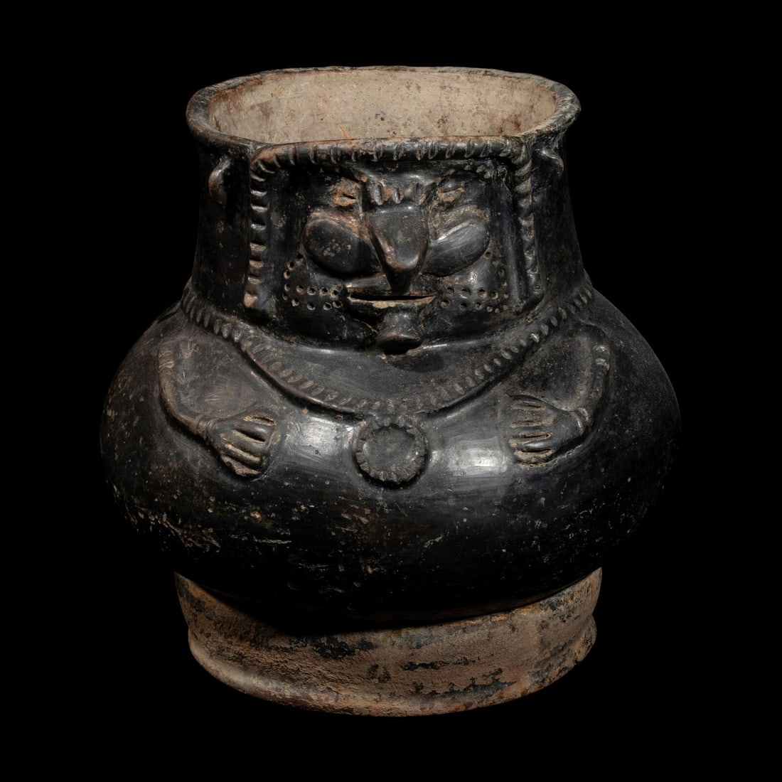 A Tairona Blackware Effigy Vessel (1 of 4)