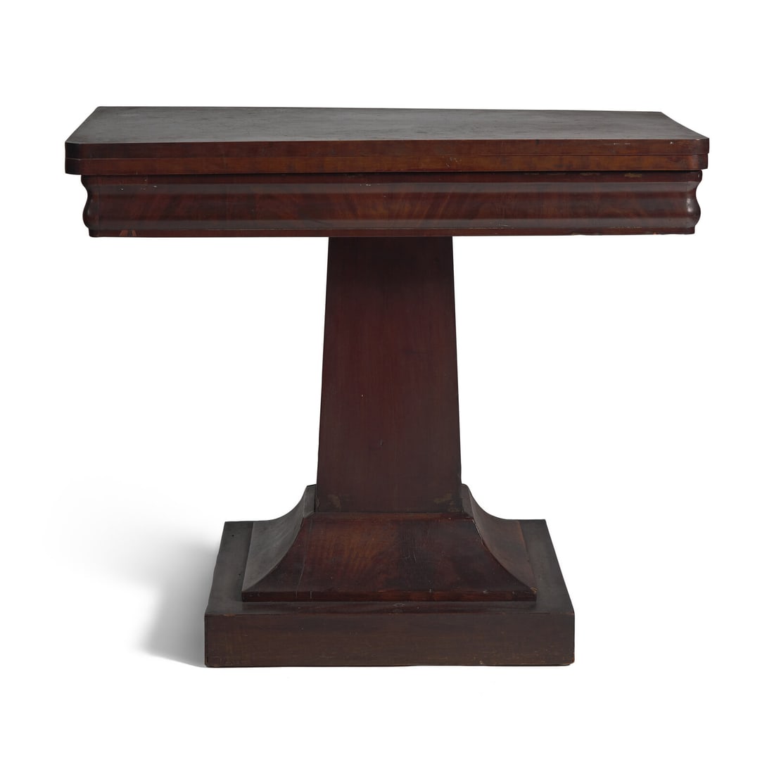 A Classical Mahogany Card Table (1 of 3)
