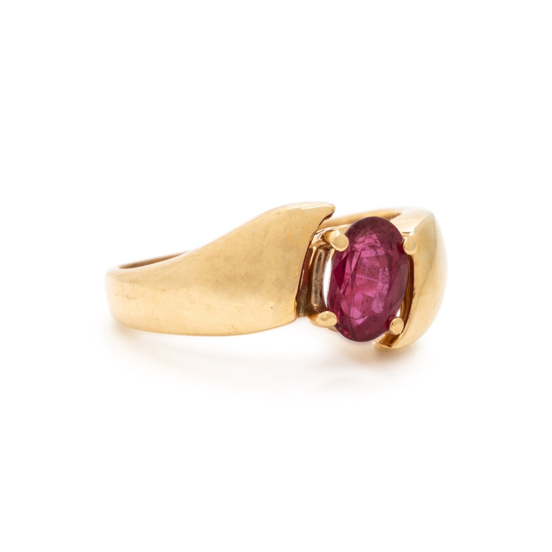 Ruby and Yellow Gold Ring - 2
