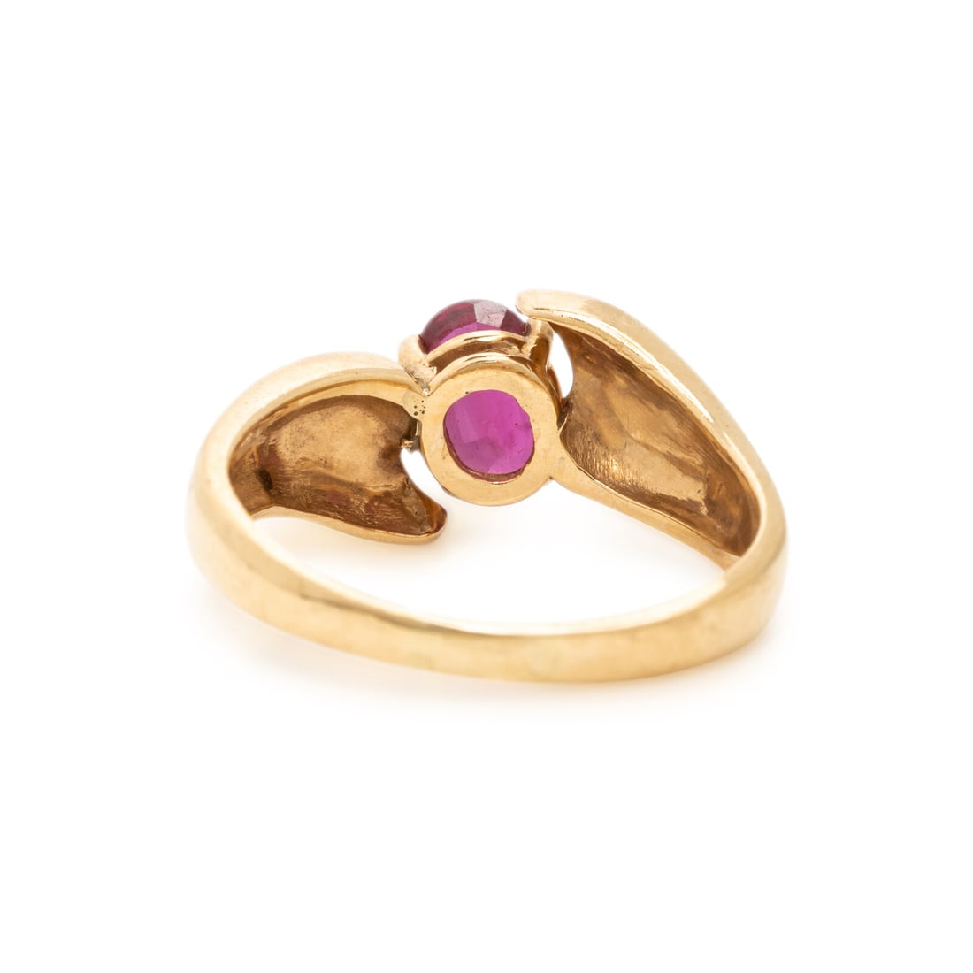 Ruby and Yellow Gold Ring - 3
