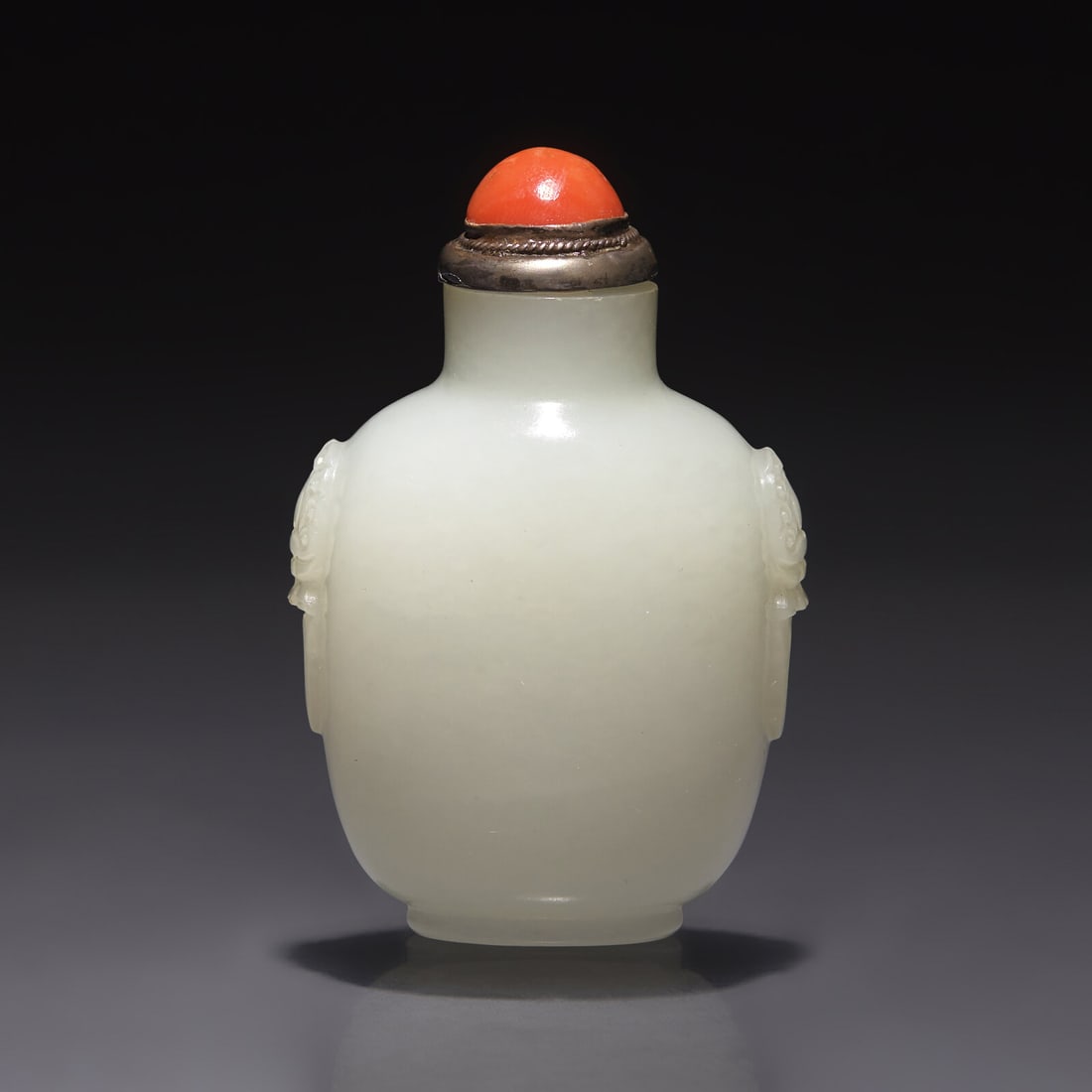 A Small Chinese White Jade Snuff Bottle, Qing Dynasty, 18th Century (1 of 2)