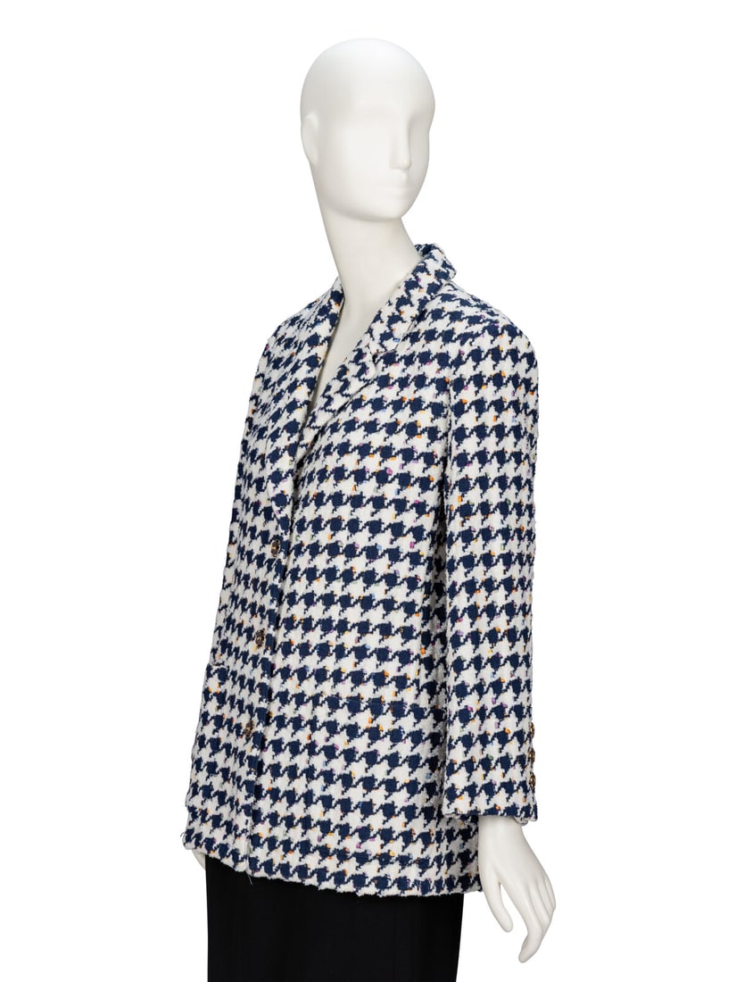 Chanel, Houndstooth Tweed Blazer - 2