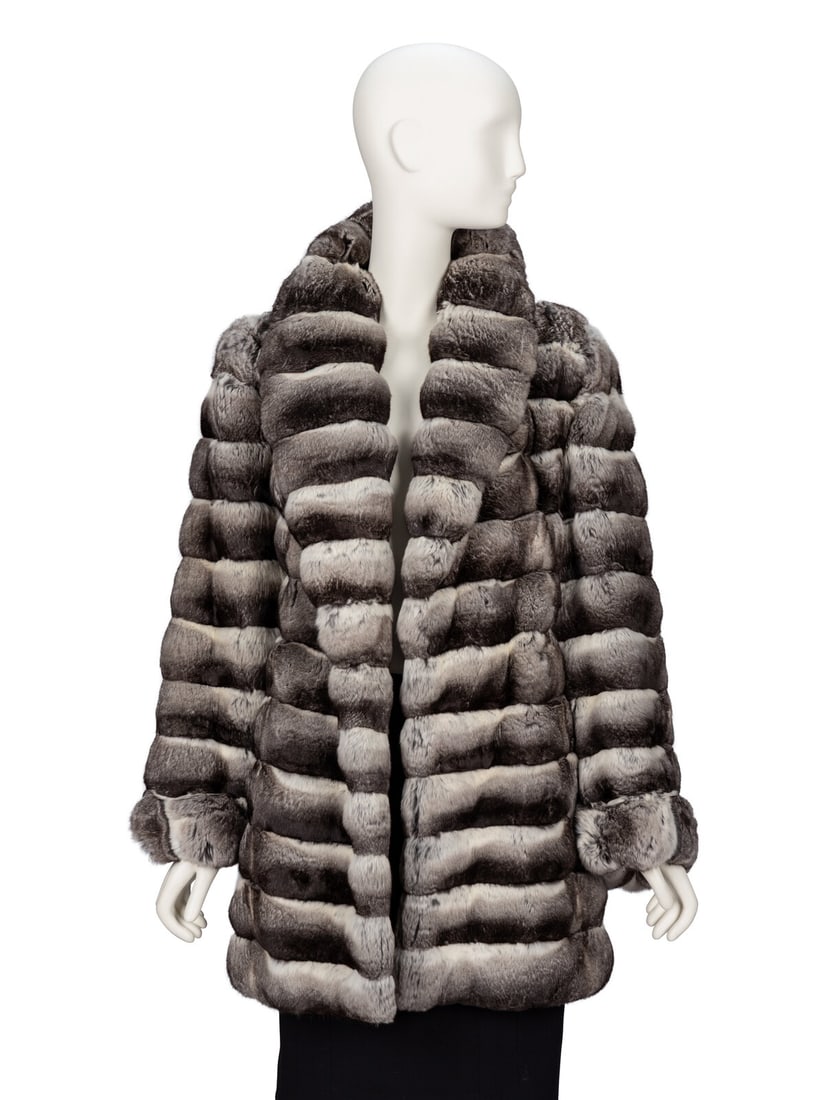 Mary McFadden, Chinchilla Fur Coat (1 of 5)