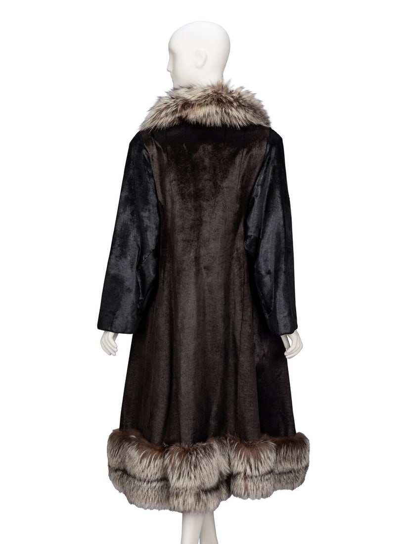 Bill Blass, Fur Coat - 3