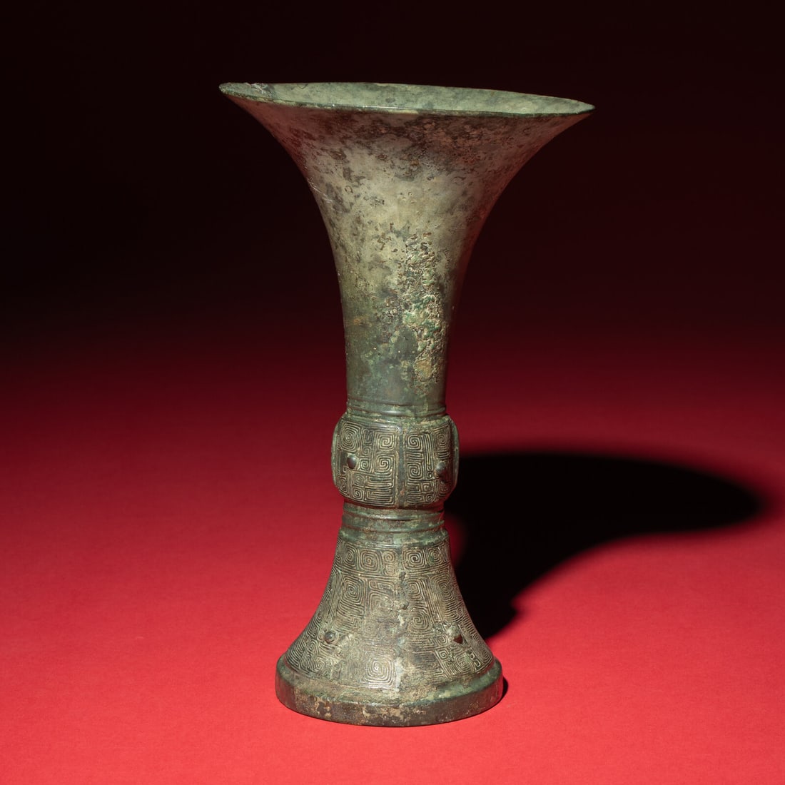 A Chinese Archaic Bronze Gu Vessel, Shang Dynasty - 3
