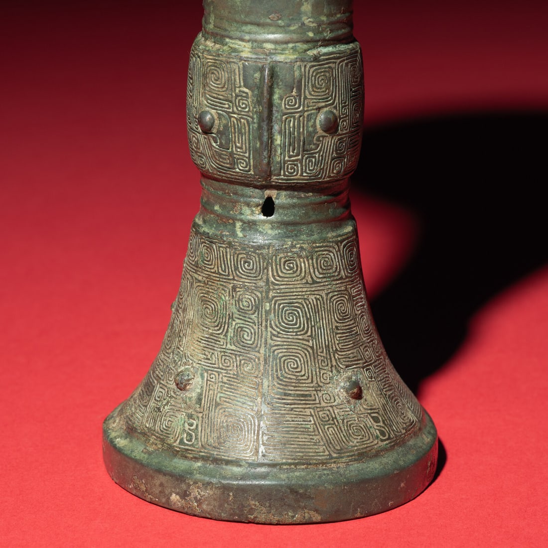 A Chinese Archaic Bronze Gu Vessel, Shang Dynasty - 5