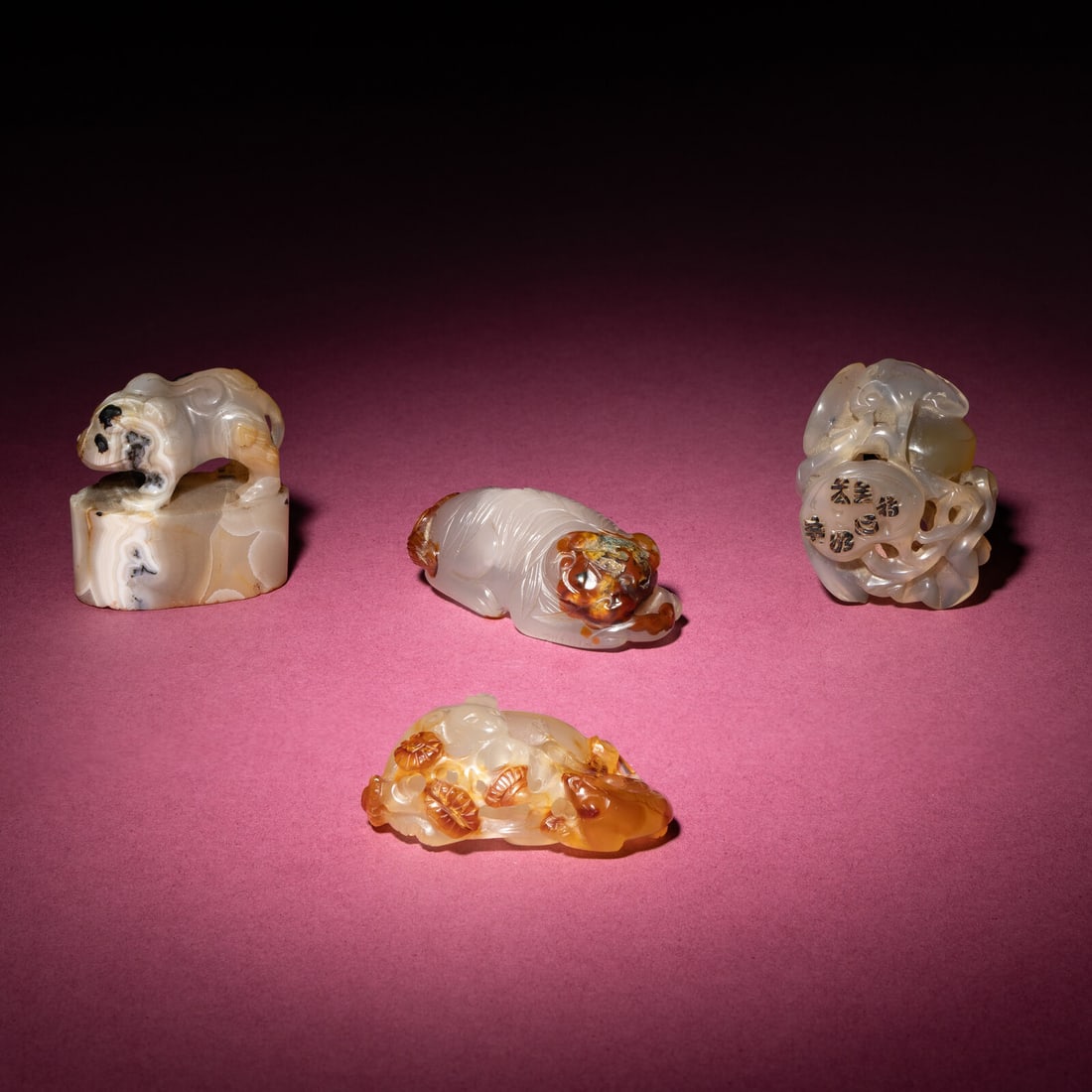 Four Chinese Agate Carvings, Qing Dynasty: Four Chinese Agate Carvings, Qing Dynasty 清 瑪瑙把件、印章一組四件 Qing Dynasty (1644-1911) Comprising two animal figures, one 