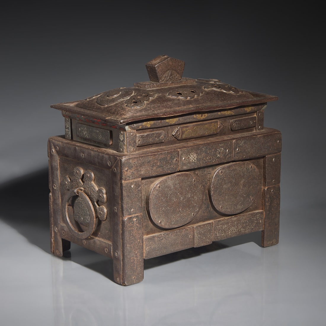 An Eastern Tibetan Inlaid Iron Censer, Late Ming to Early Qing Dynasty: An Eastern Tibetan Inlaid Iron Censer, Late Ming to Early Qing Dynasty 明末清初 藏式鉄錯銀方爐 Late Ming to Early Qing Dynasty Of rect