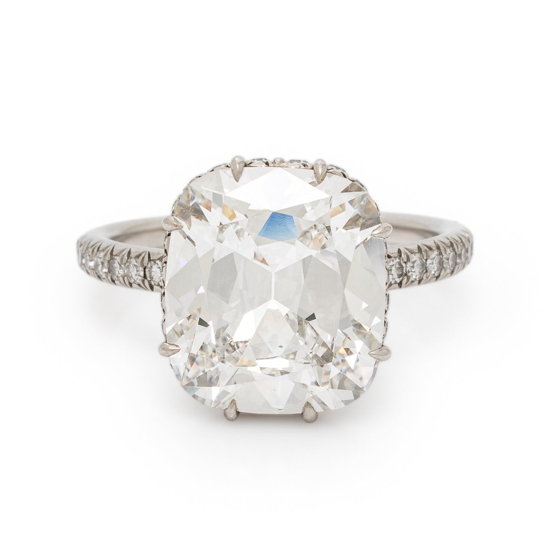 Stephen Russell, Important Diamond and Platinum Ring (1 of 5)