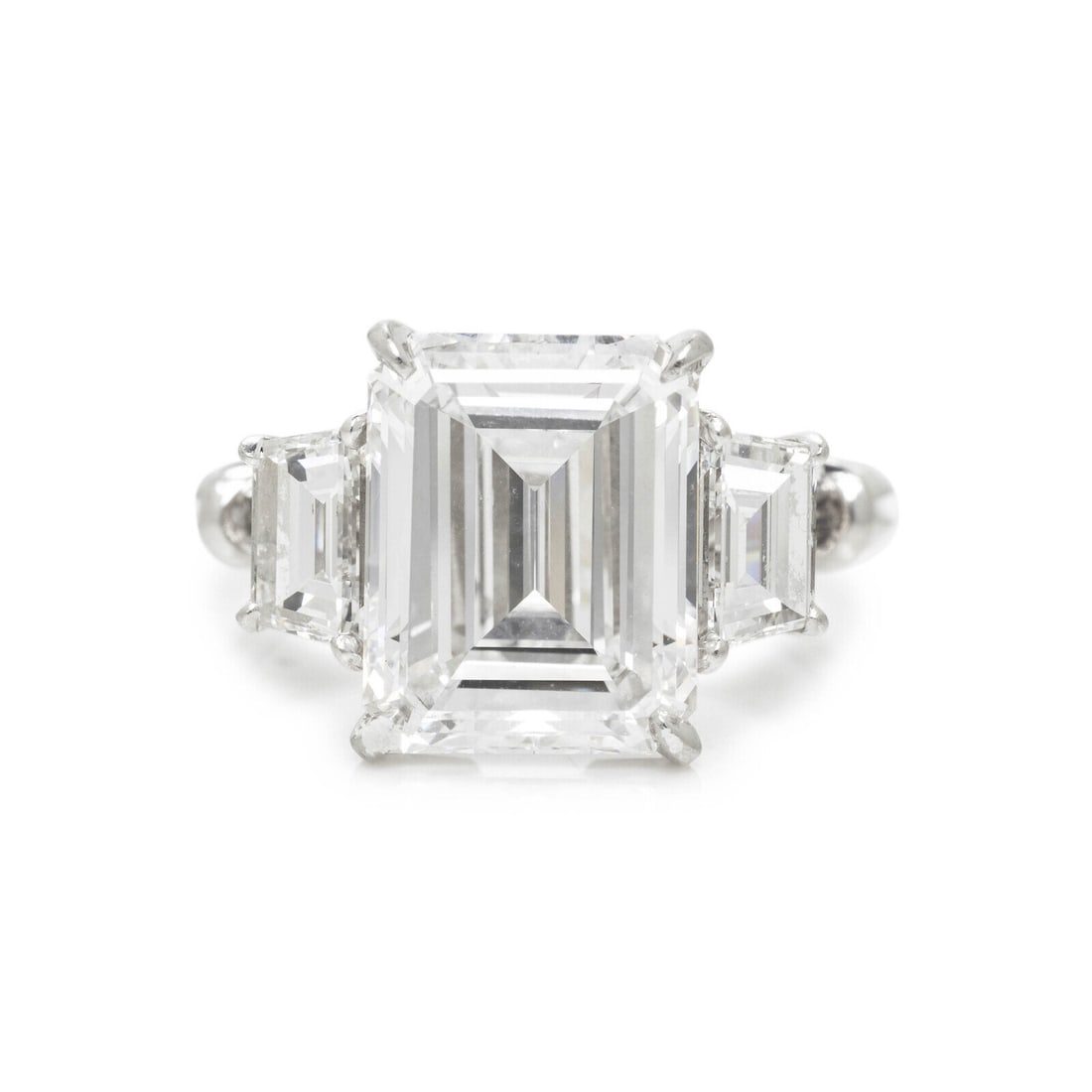 Exceptional Diamond and Platinum Ring (1 of 7)
