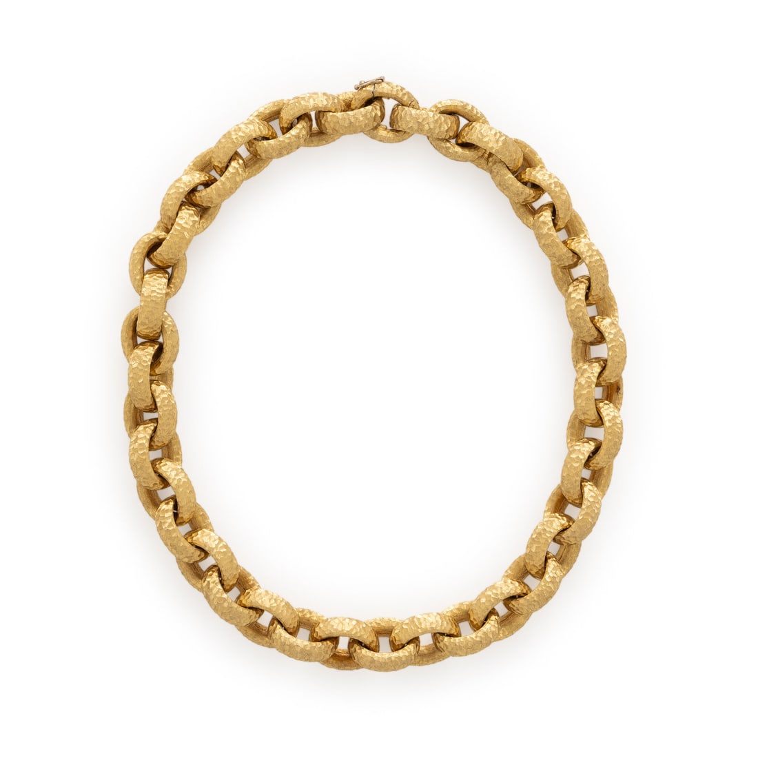 Nicolis Cola, Yellow Gold Hammered Link Necklace: Nicolis Cola, Yellow Gold Hammered Link Necklace Consisting of Florentine-finish hammered oval links. 18 karat yellow gold. 18 inches long. Stamp: NICOLIS COLA (Italian workshop mark) 750 (maker's