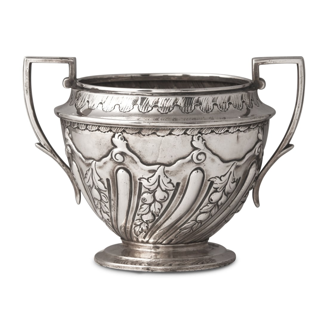A Victorian Silver Sugar Bowl: A Victorian Silver Sugar Bowl John and Frank Pairpoint, London, 1894 hallmarked for Sterling 10 ozt 2 dwt Height 4 1/2 inches. DeLashmutt Collection from James Monroe's Home, Oak Hill This lot is
