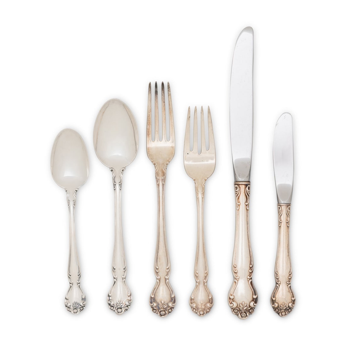 An American Silver Flatware Service: An American Silver Flatware Service Gorham Mfg. Co., Providence, RI, 20th Century comprising 12 dinner forks 12 salad forks 12 teaspoons 12 tablespoons 12 dinner knives 12 butter spreaders; 72 items