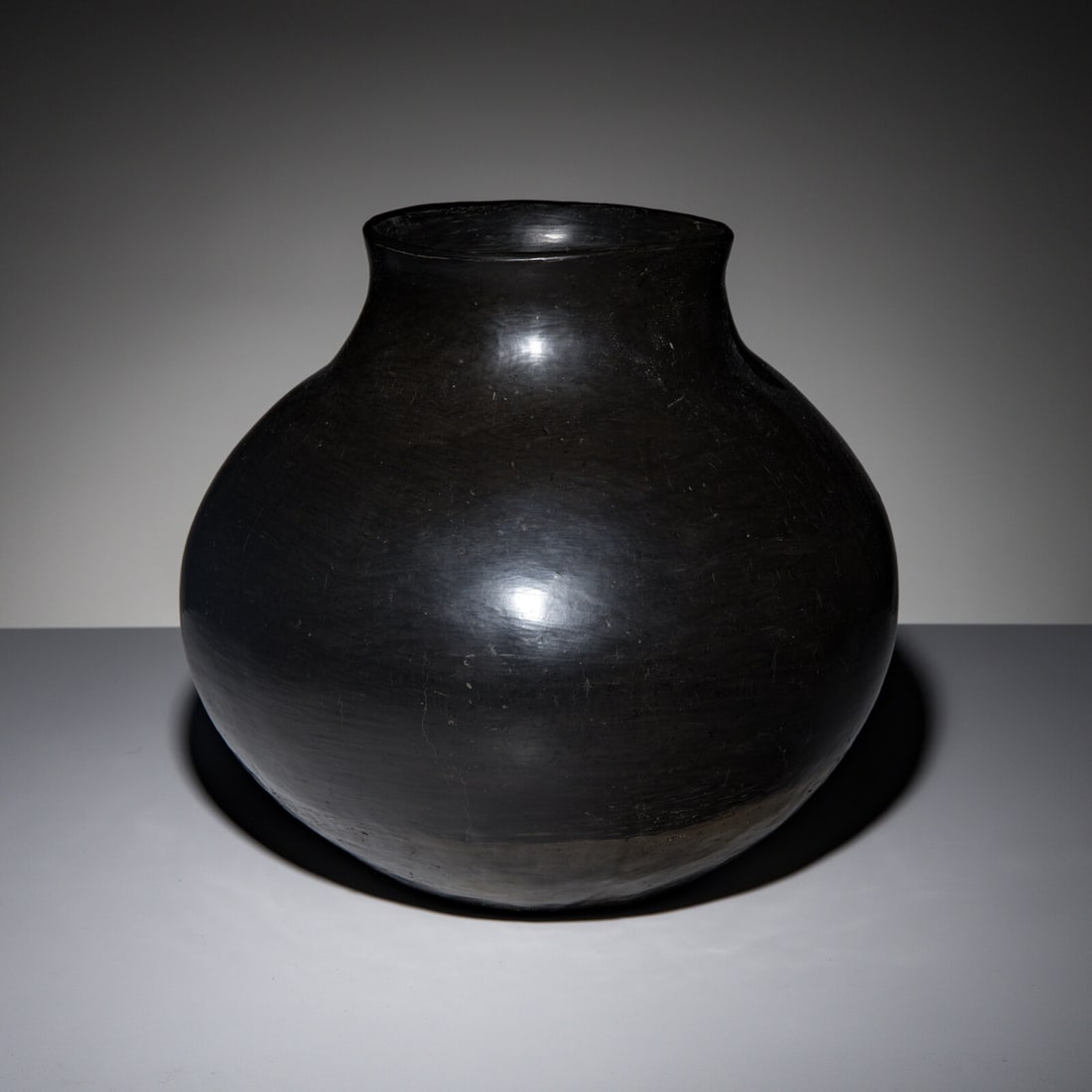 Santa Clara Blackware Pottery Jar (1 of 4)