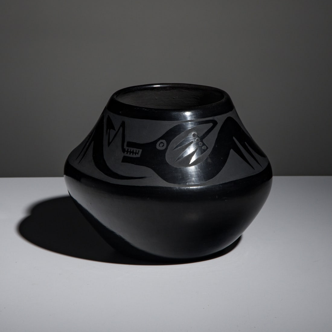Maria and Santana Martinez (San Ildefonso, 1887-1980 / 1909-2002) Blackware Pottery Jar, with (1 of 5)