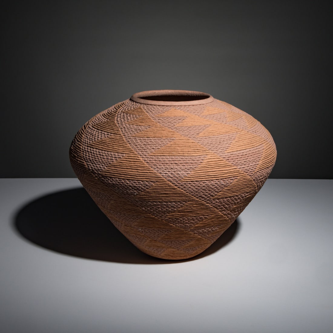 Richard Zane Smith (Wyandotte, b. 1955) Corrugated Pottery Jar, 1985 (1 of 5)