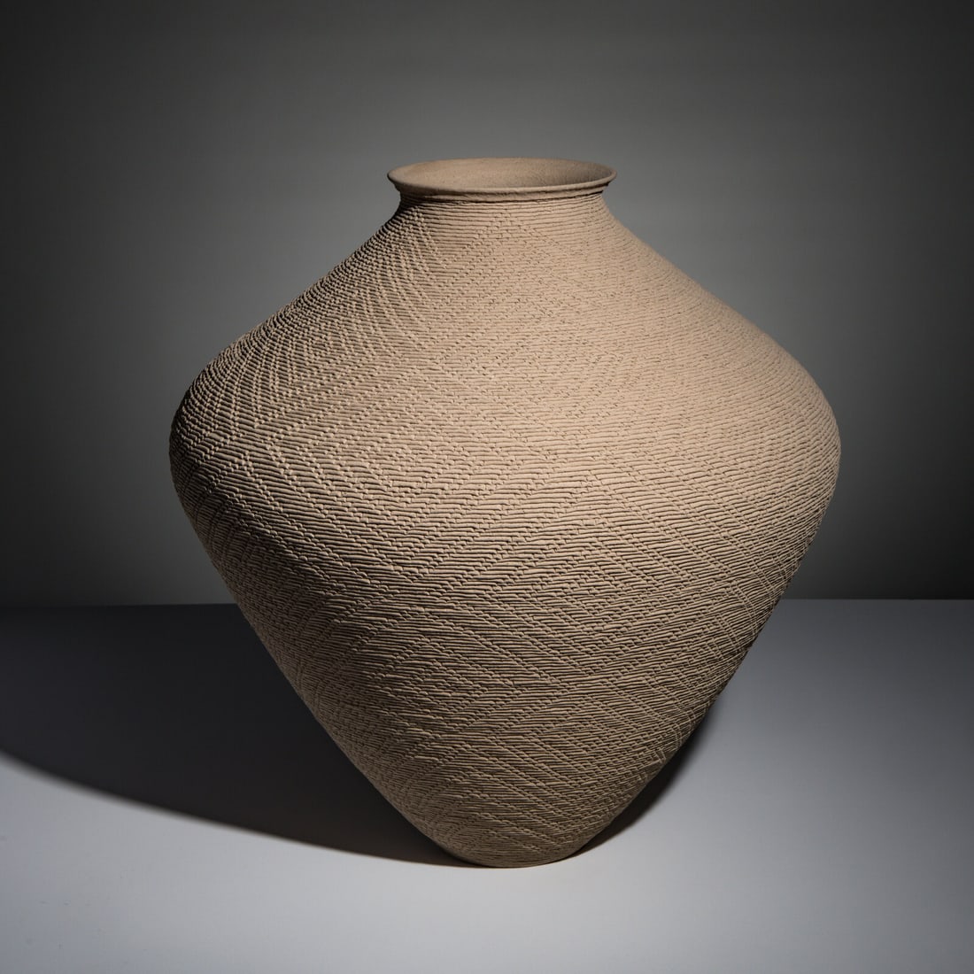 Richard Zane Smith (Wyandotte, b. 1955) Corrugated Pottery Jar, 1986 (1 of 5)
