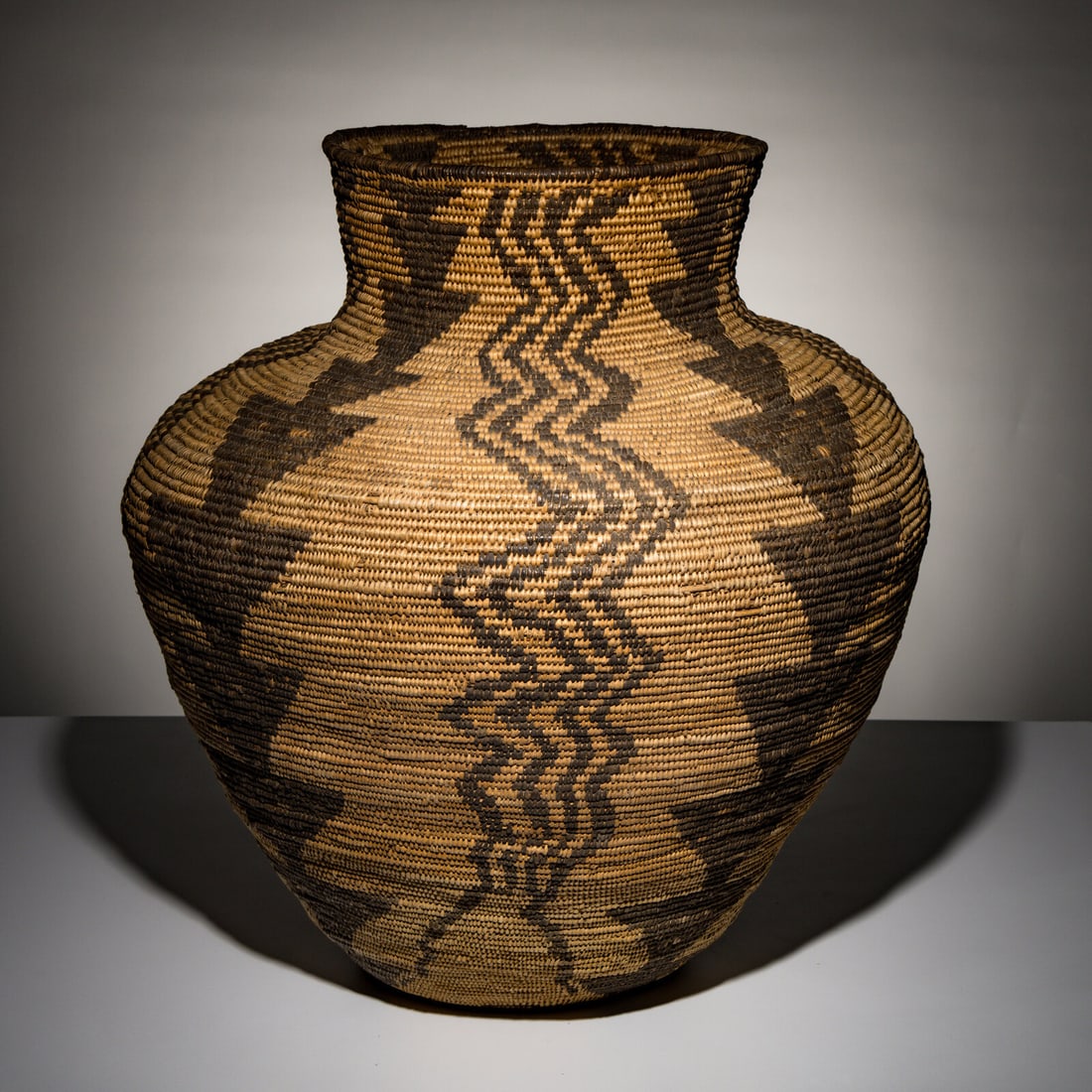 Apache Basketry Olla - 2
