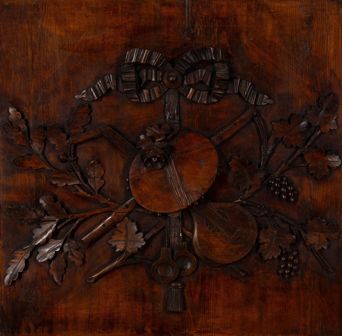 A Continental Carved Oak Panel - 2