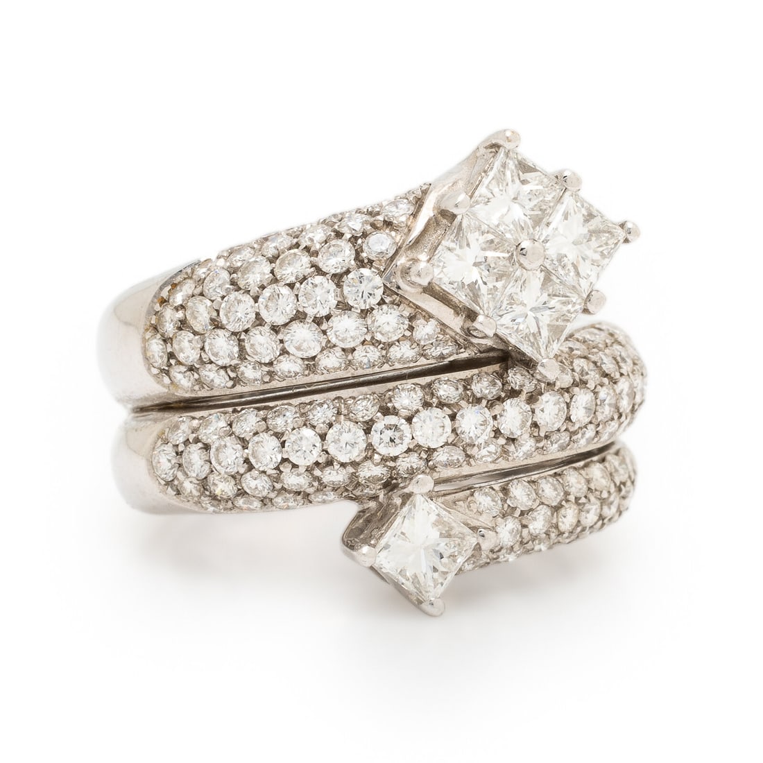 Diamond and White Gold Ring - 2