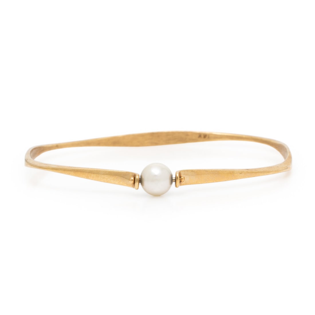 Cultured Pearl and Yellow Gold Bangle Bracelet (1 of 2)