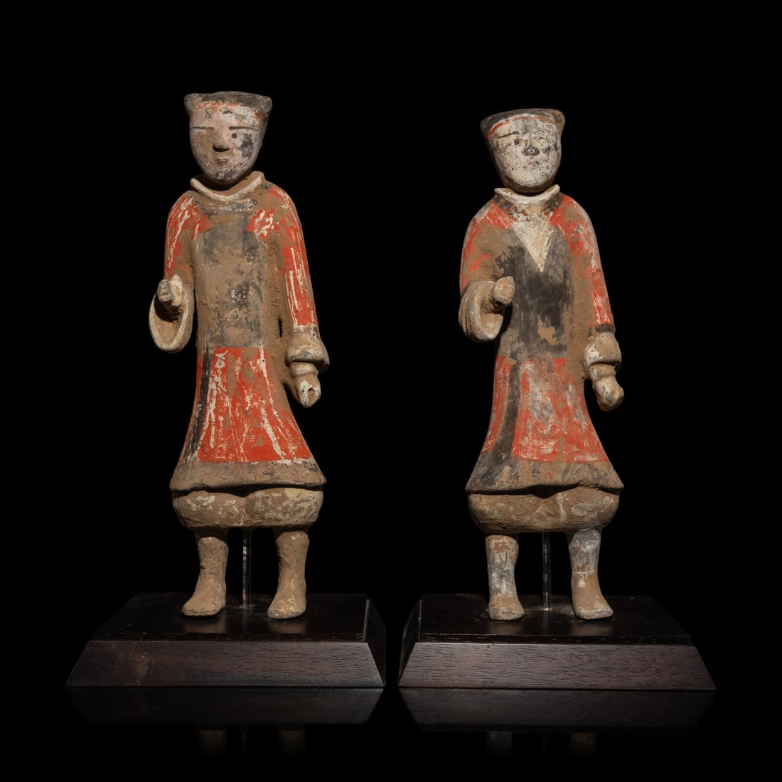 A Pair of Chinese Painted Grey Pottery Standing Figures of Soldiers, Han Dynasty: A Pair of Chinese Painted Grey Pottery Standing Figures of Soldiers, Han Dynasty 漢 彩繪步兵陶俑兩件 Each figure depicted standing with the right 
