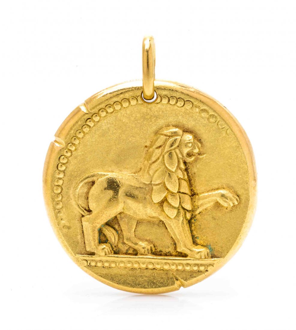 An 18 Karat Yellow Gold Leo Zodiac Pendant, Van Cleef
